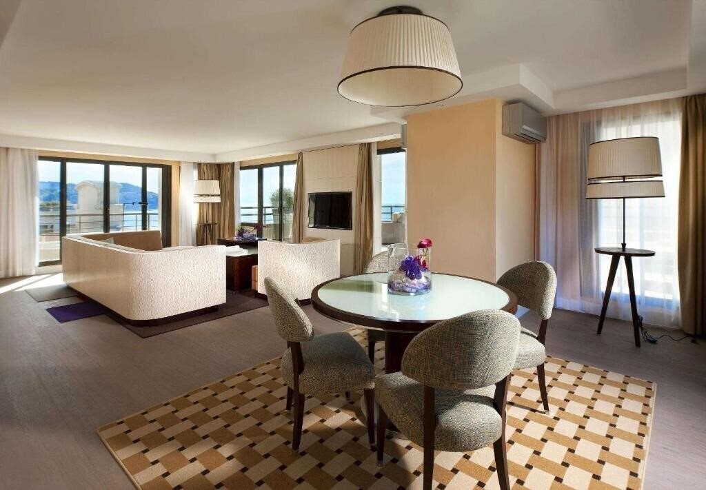 Зображення Hyatt Regency Nice Palais De La Mediterranee 5*