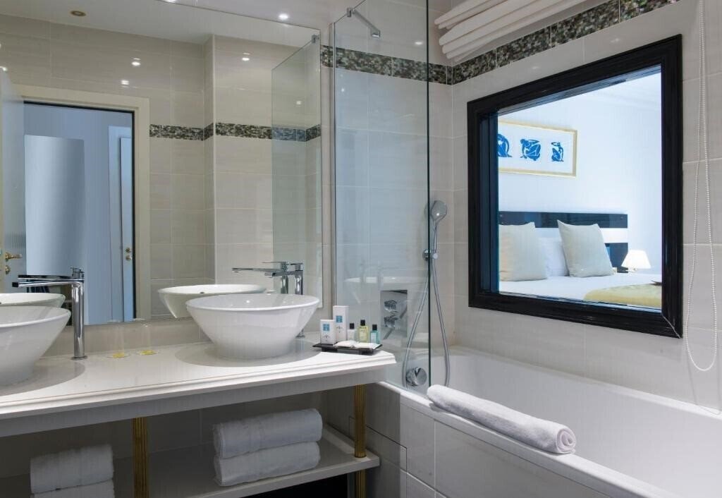 Фото Aston La Scala 4*