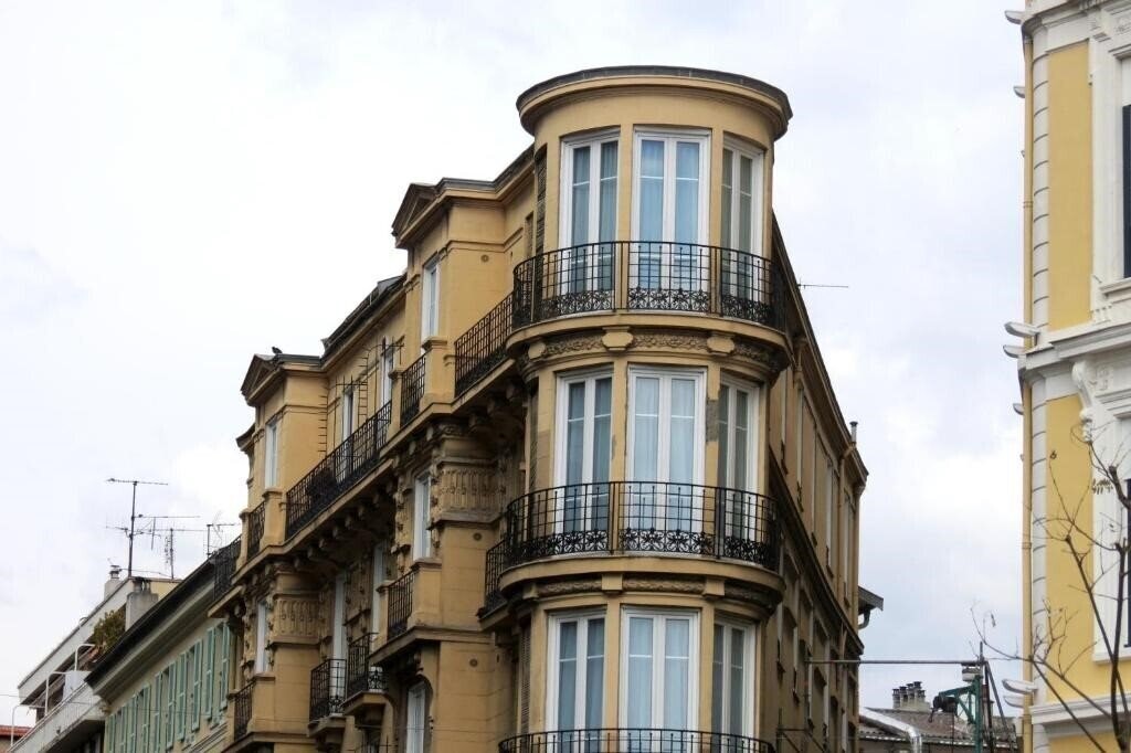 Готель Acanthe 2*