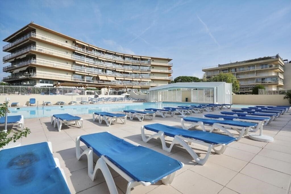 Картинка Residence Pierre et Vacances Heliotel Marine (Saint-Laurent-du-Var) 4*