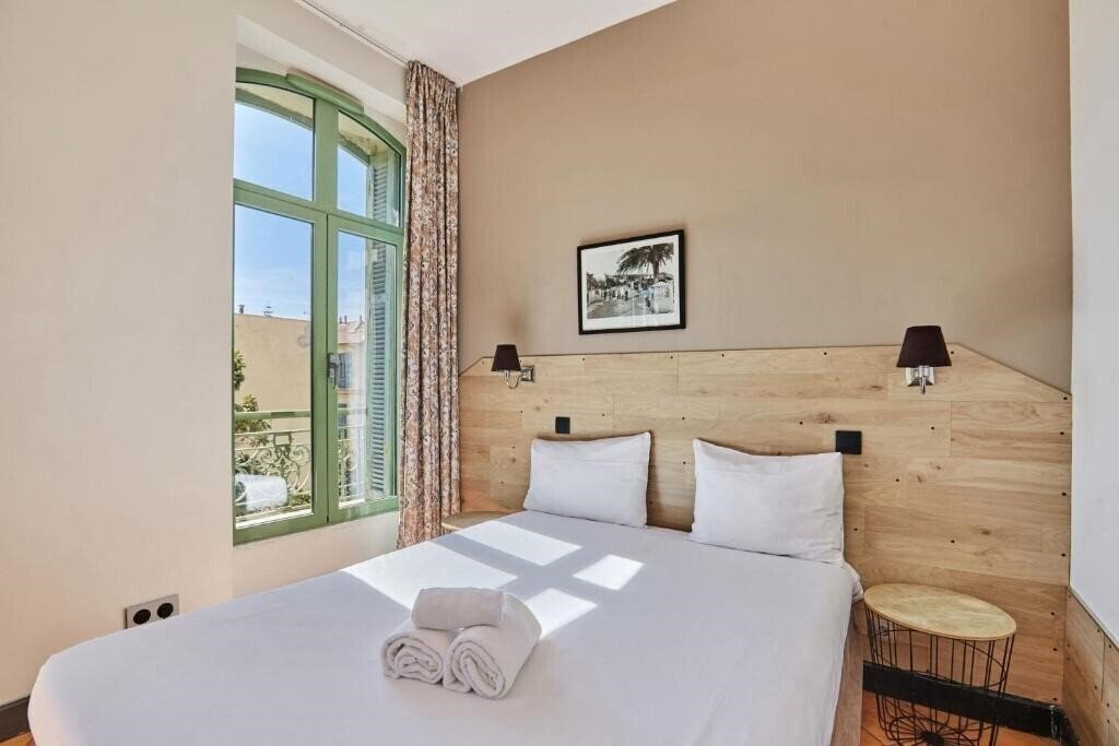 Отель Appart Hotel Odalys City Nice Centre 3*