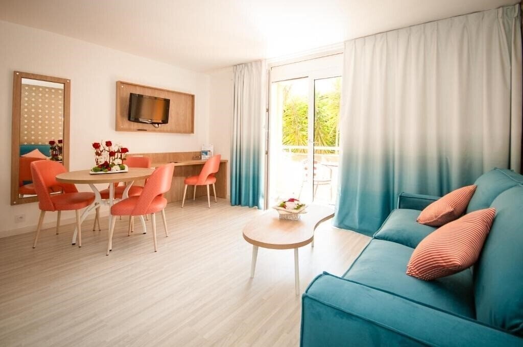 Изображение Residhome Nice Promenade 3*
