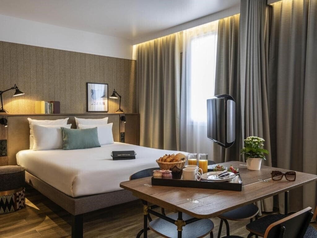 Отель Novotel Suites Nice Airport (ex. Suite Novotel Nice Aeroport Arenas) 4*