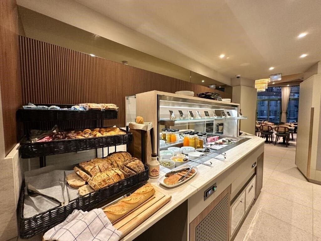 Фотография Hotel Ambassador Nice 4*