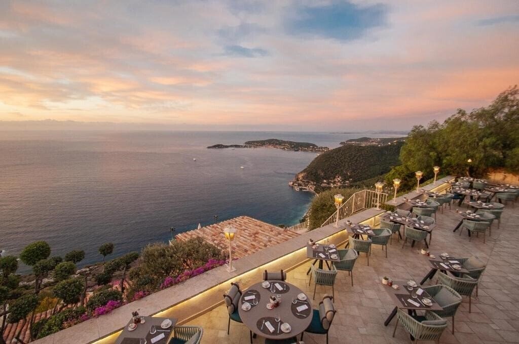 Фотография Chateau De La Chevre D'or 4*