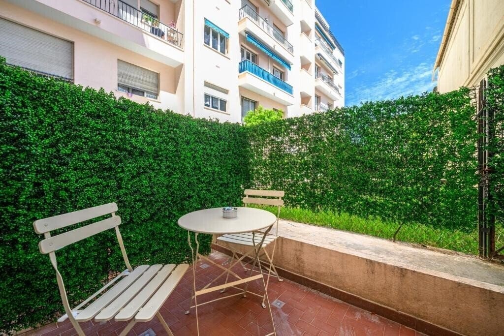 Фотографія Comte De Nice 2*