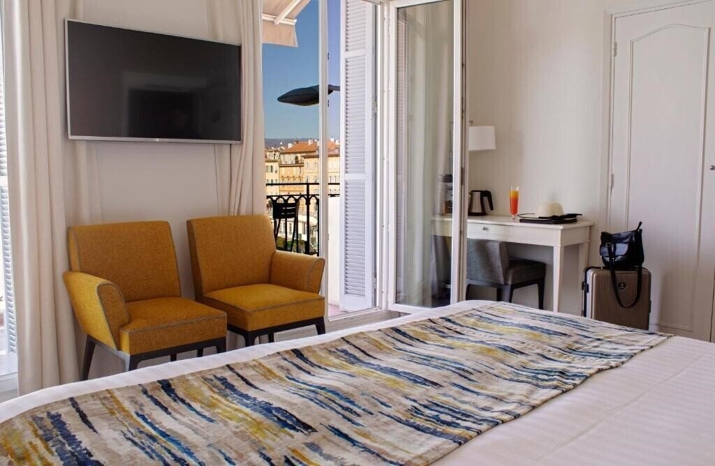 Картинка Hotel Suisse 4*