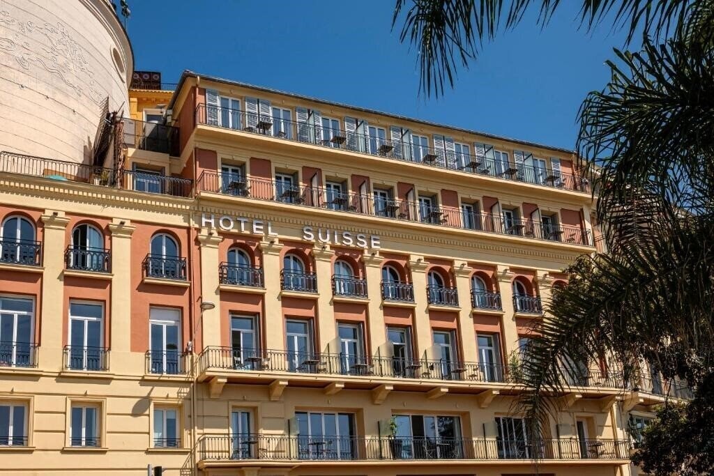 Отель Hotel Suisse 4*