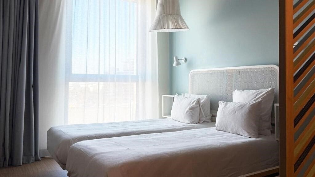 Фото Okko Hotels Nice Aeroport 4*