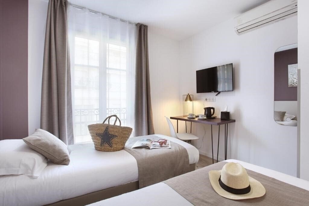 Фото Alcove Hotel 3*