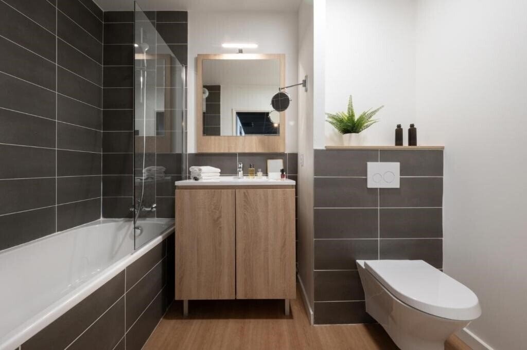 Изображение Nemea Appart Hotel Riviera Nice Aeroport (ex. Nemea Appart Hotel Nice Riviera) 4*