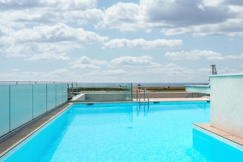 Картинка Nemea Appart Hotel Riviera Nice Aeroport (ex. Nemea Appart Hotel Nice Riviera) 4*