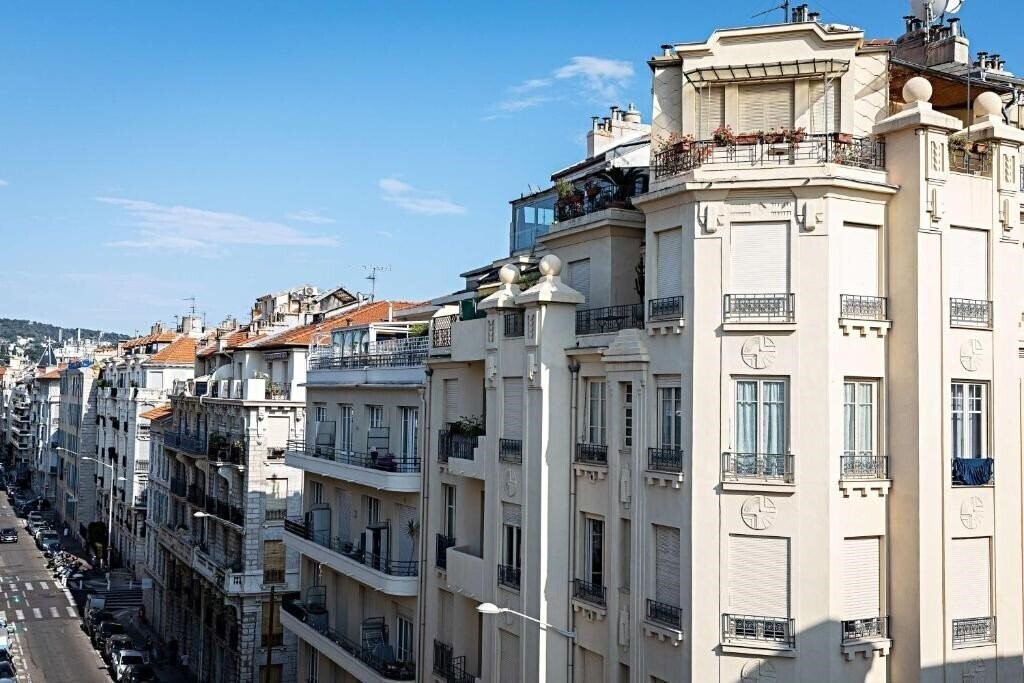 Отель Le Riviera Collection, BW Signature Collection by Best Western 4*