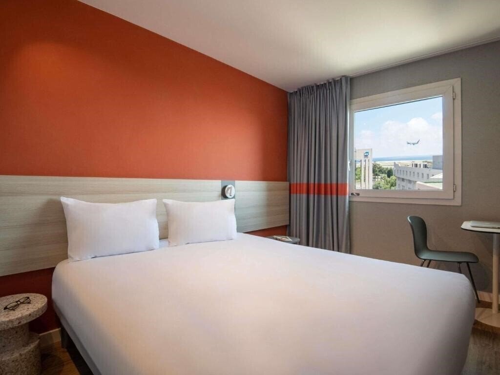 Картинка Ibis Budget Nice Aeroport Promenade des Anglais 2*