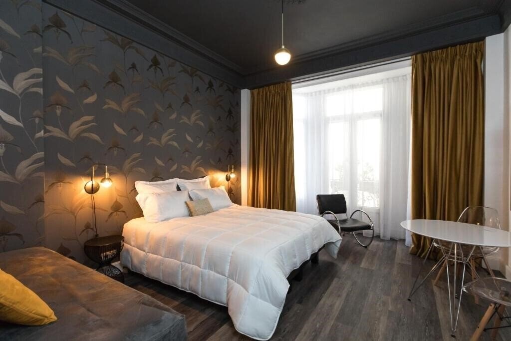 Отель Arome Hotel 3*