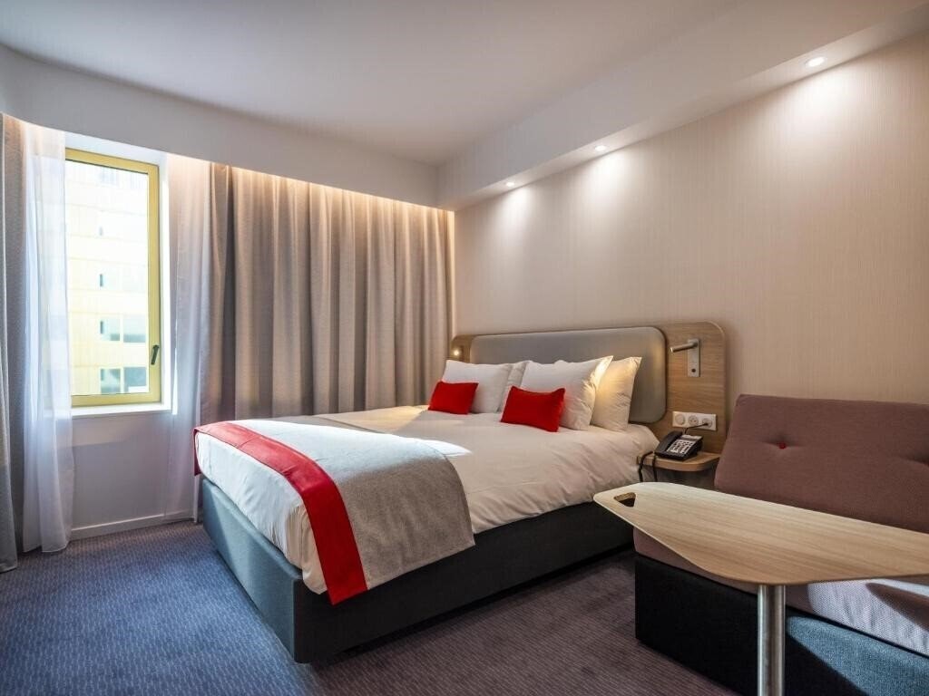 Фотография Holiday Inn Express Nice Grand Arenas by IHG 3*