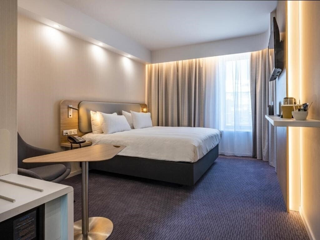 Картинка Holiday Inn Express Nice Grand Arenas by IHG 3*