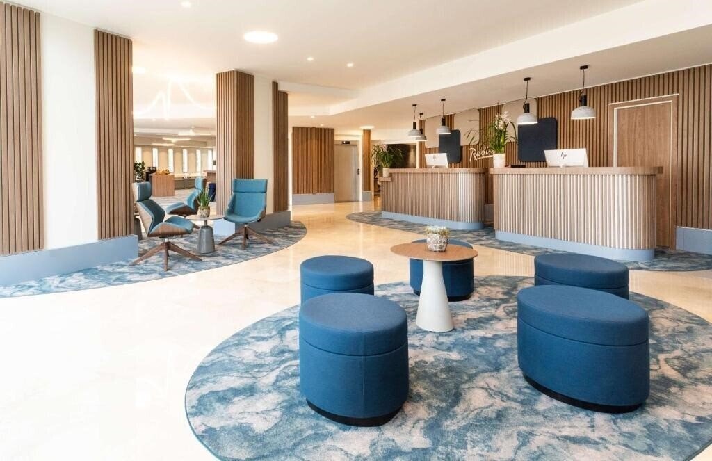 Картинка Radisson Hotel Nice Airport 4*
