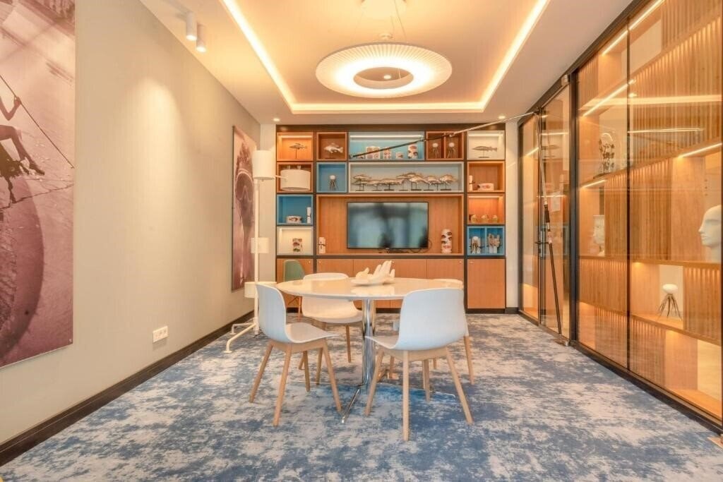 Фотография Holiday Inn Nice Saint Laurent du Var 4*