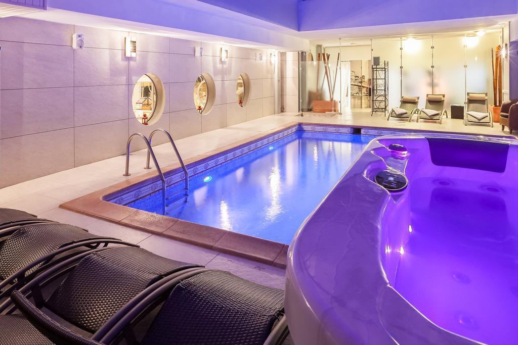 Готель Nice Riviera 4*