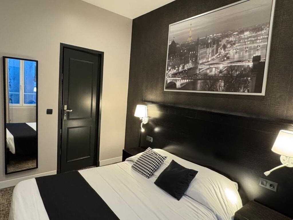 Картинка Trocadero 2*