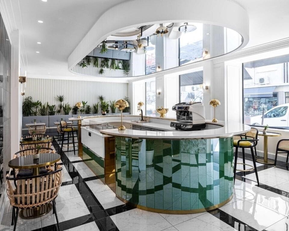 Готель Best Western Roosevelt 3*