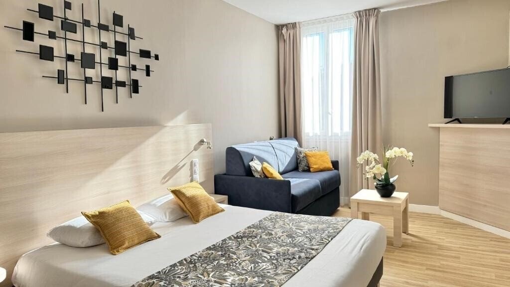 Готель Helvetique 2*