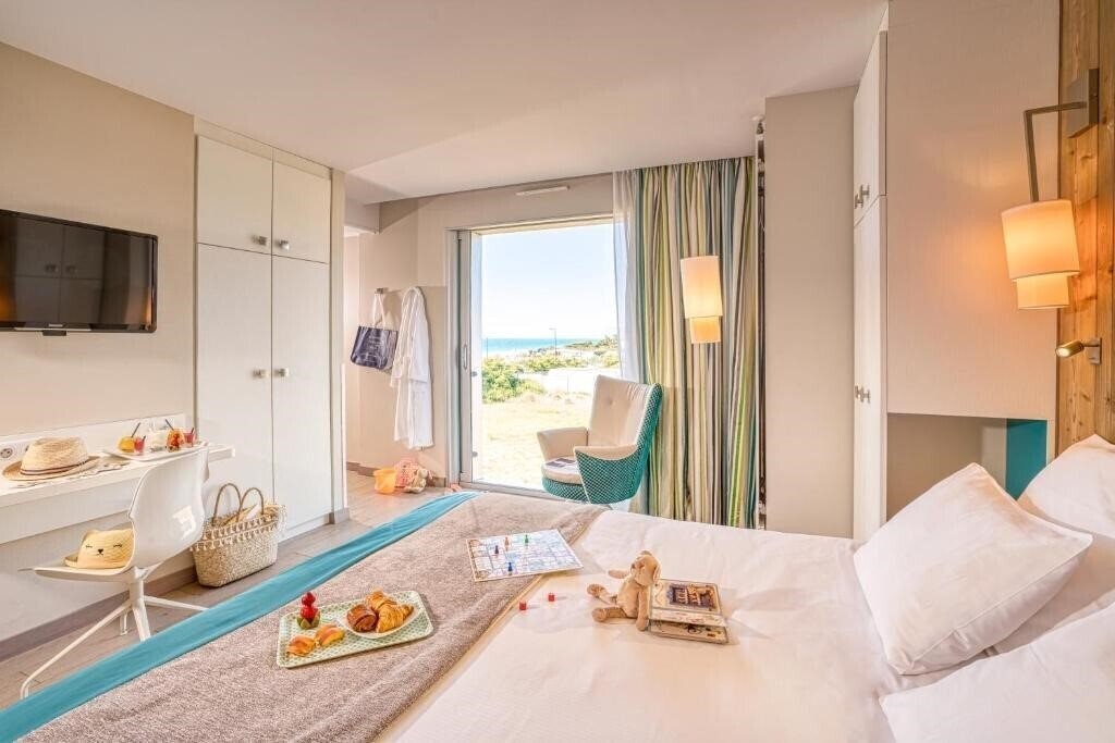Фотография Previthal Hotel de la Baie Thalasso & SPA Marin Granville 4*