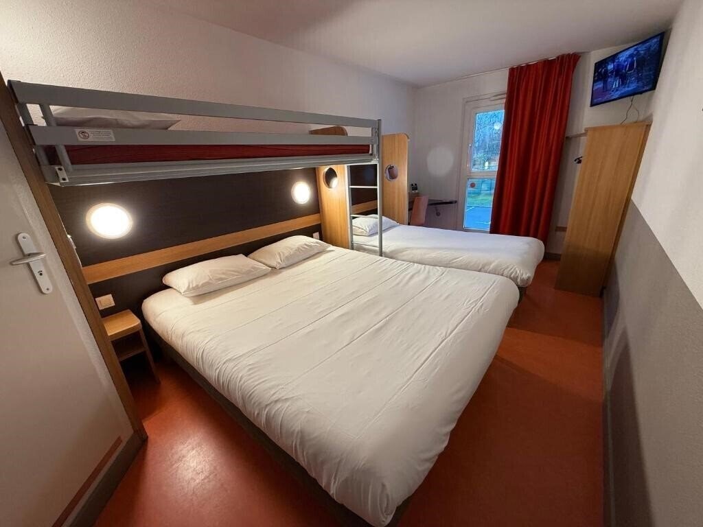 Картинка B&B Hotel Lisieux Parc des Expositions 2*