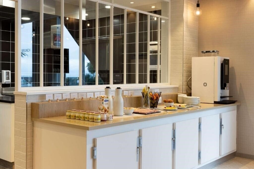 Фотография Hilton Garden Inn Le Havre Centre 4*