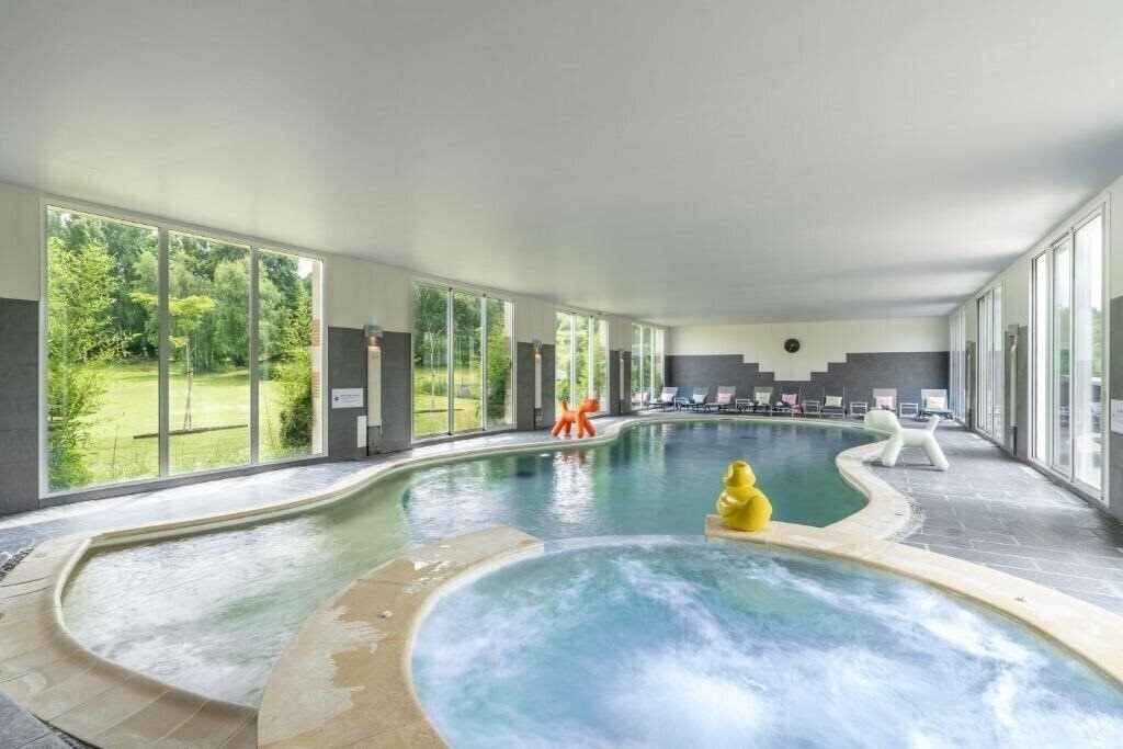 Отель Manoir de la Poterie & SPA 4*