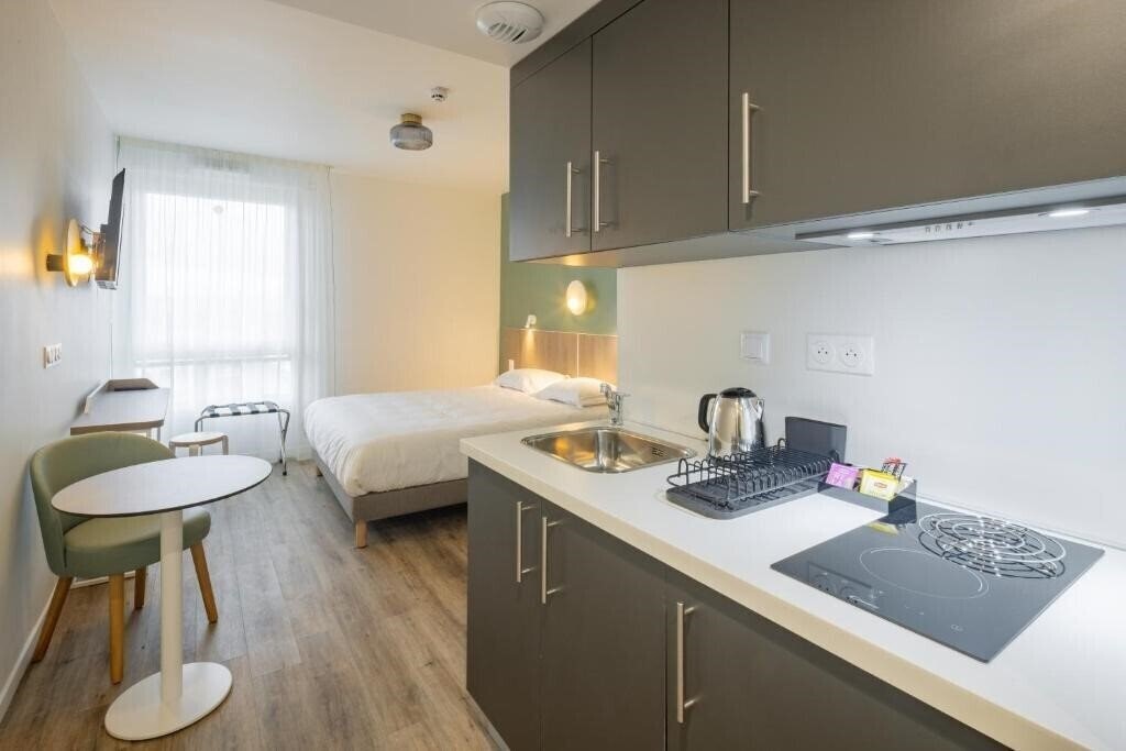 Фото All Suites Appart Hotel Le Havre Les Docks 3*