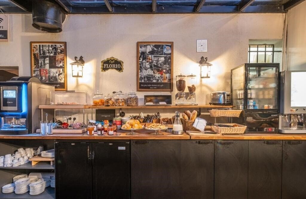 Зображення The Originals Boutique, Hotel Le Marignan, Le Havre 3*