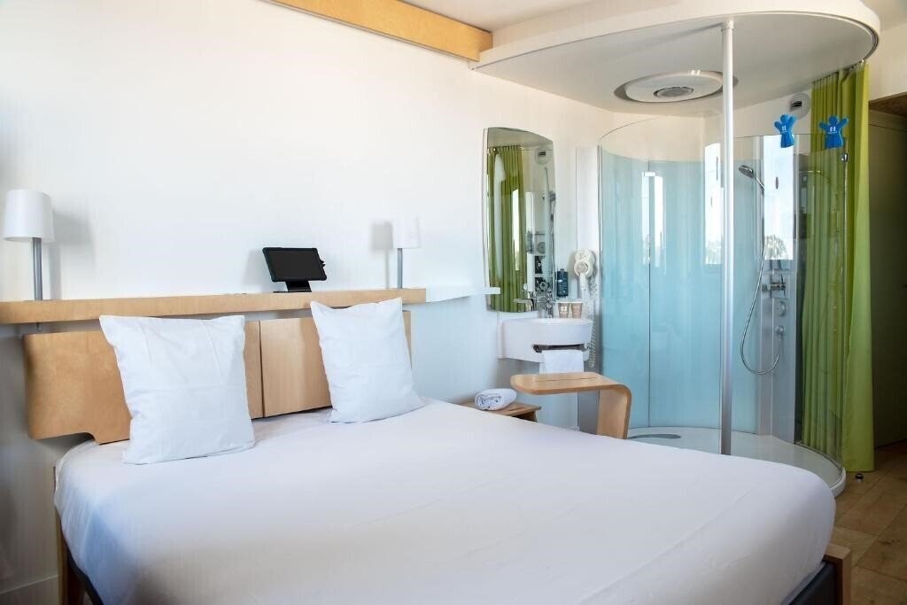 Готель Nomad Hotel Le Havre 3*