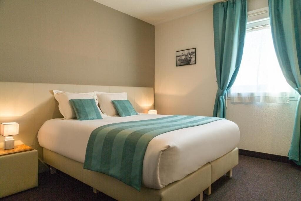 Картинка The Originals Boutique, Hotel SPA, Honfleur Sud 3*