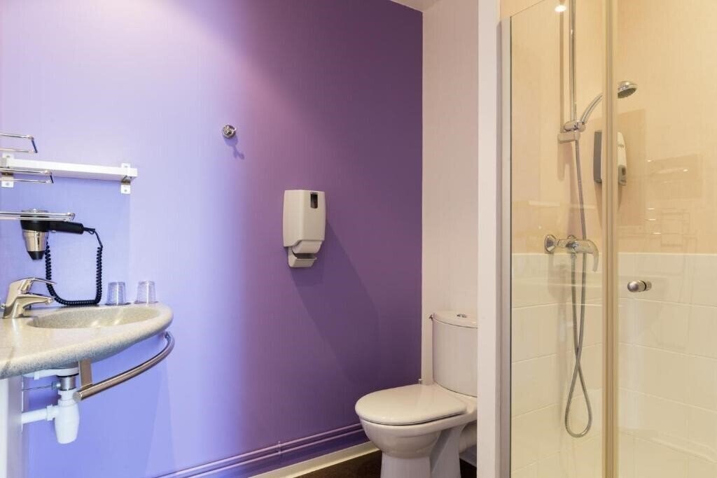 Фотографія The Originals City, Hotel Acadine, Le Neubourg 3*