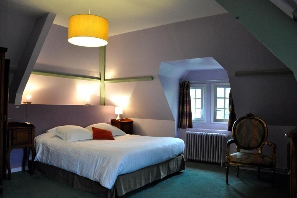 Картинка Logis Hotel, Restaurant & SPA de la Vieille Ferme 3*