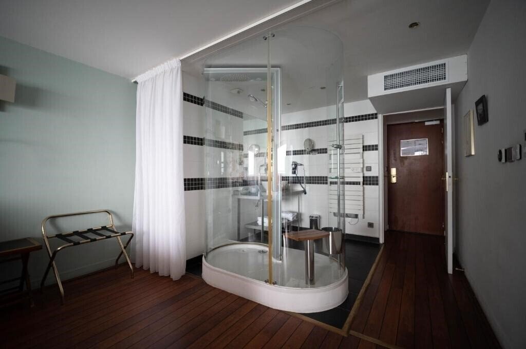Фотография La Petite Rade Hotel 3*