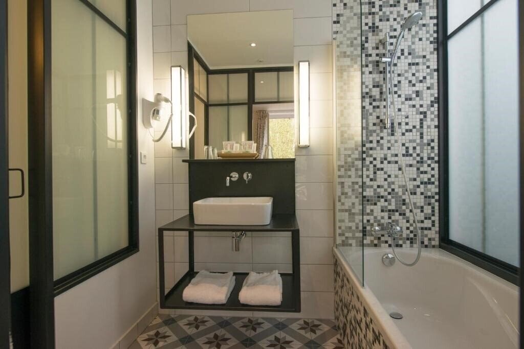 Фотография Le Manoir du Lys 4*