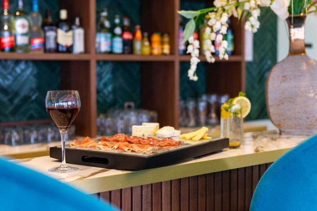 Зображення The Originals Boutique, Hotel Porte de Dieppe 3*