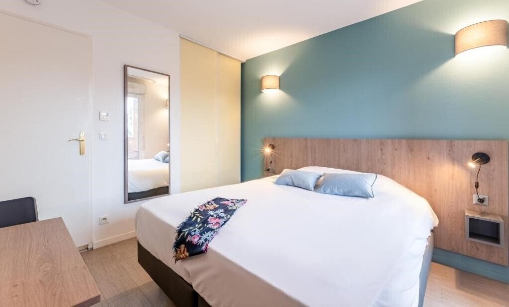 Отель Zenitude Hotel Residences Le Havre Centre 3*