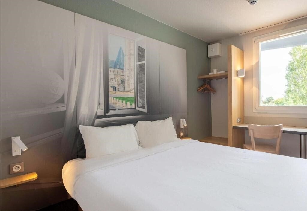 Отель B&B Hotel Beauvais 2*