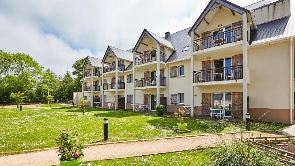 Готель Residence Le Domaine de la Corniche 3*