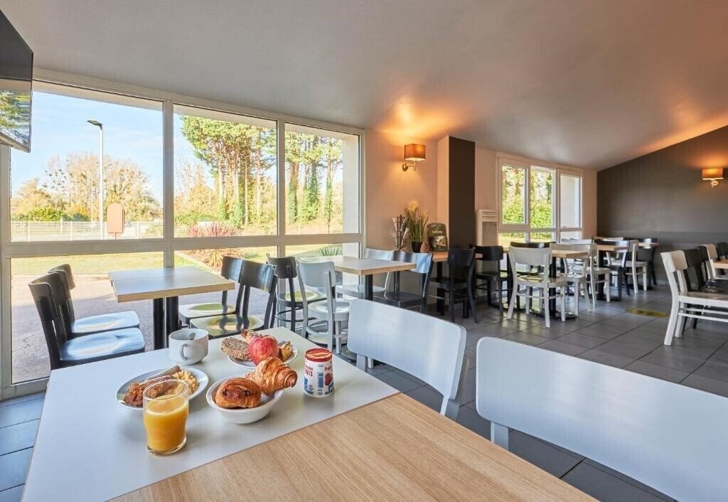 Изображение B&B Hotel Honfleur 2*