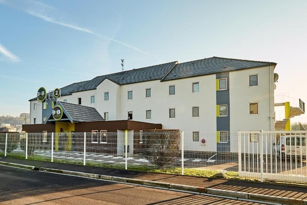 Отель B&B Hotel Le Havre Harfleur 2 2*