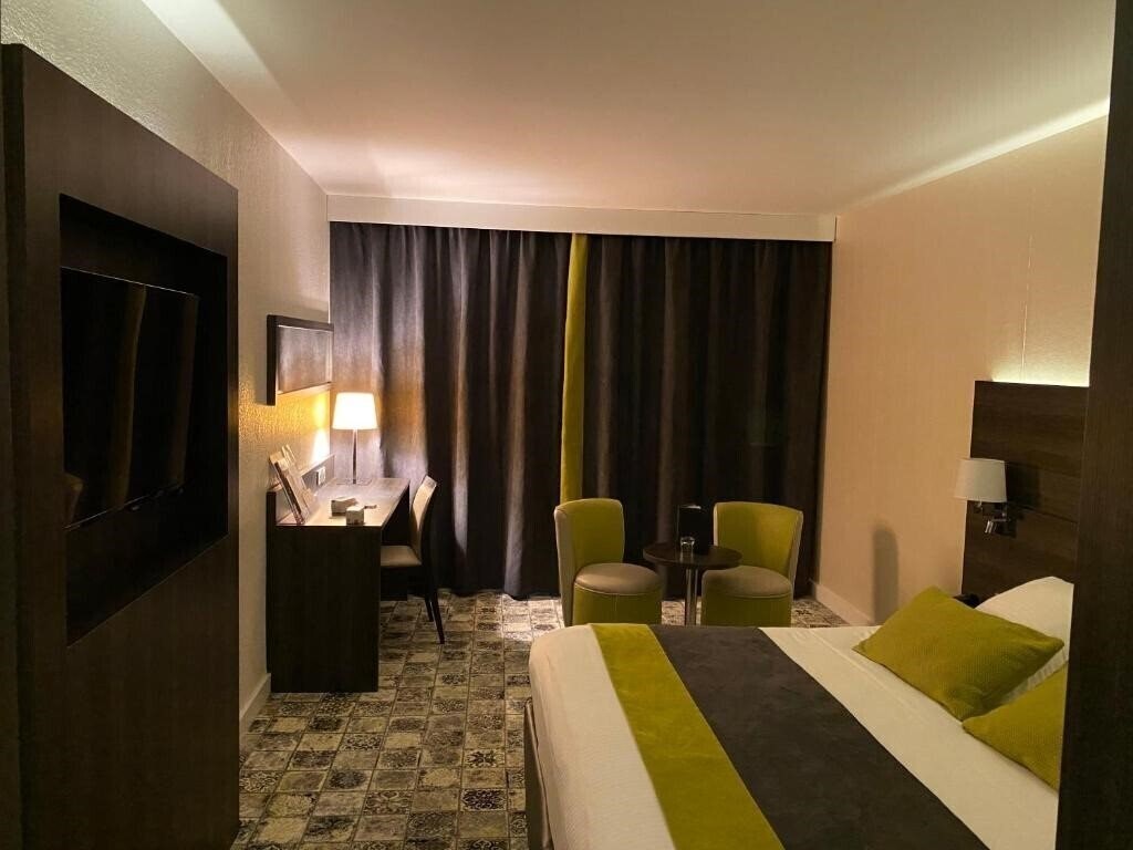 Изображение Best Western Plus Palais des Congres 4*