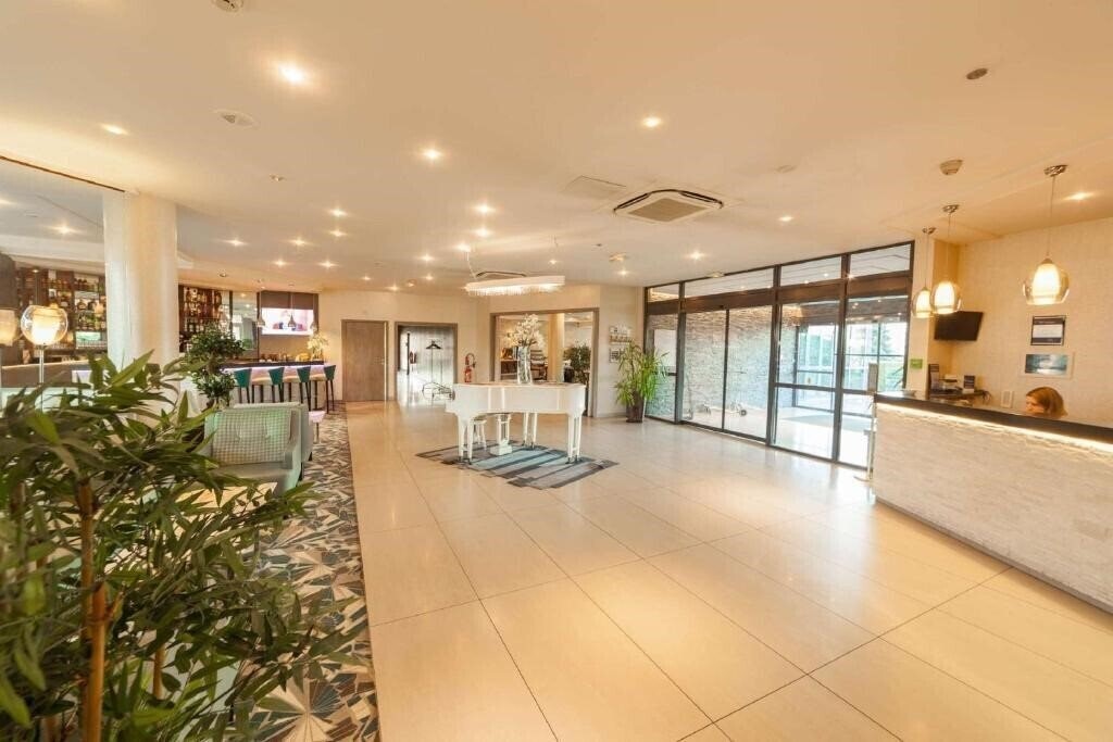 Картинка Best Western Plus Palais des Congres 4*