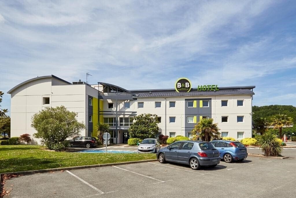 Готель B&B HOTEL Le Havre Harfleur 1 2*