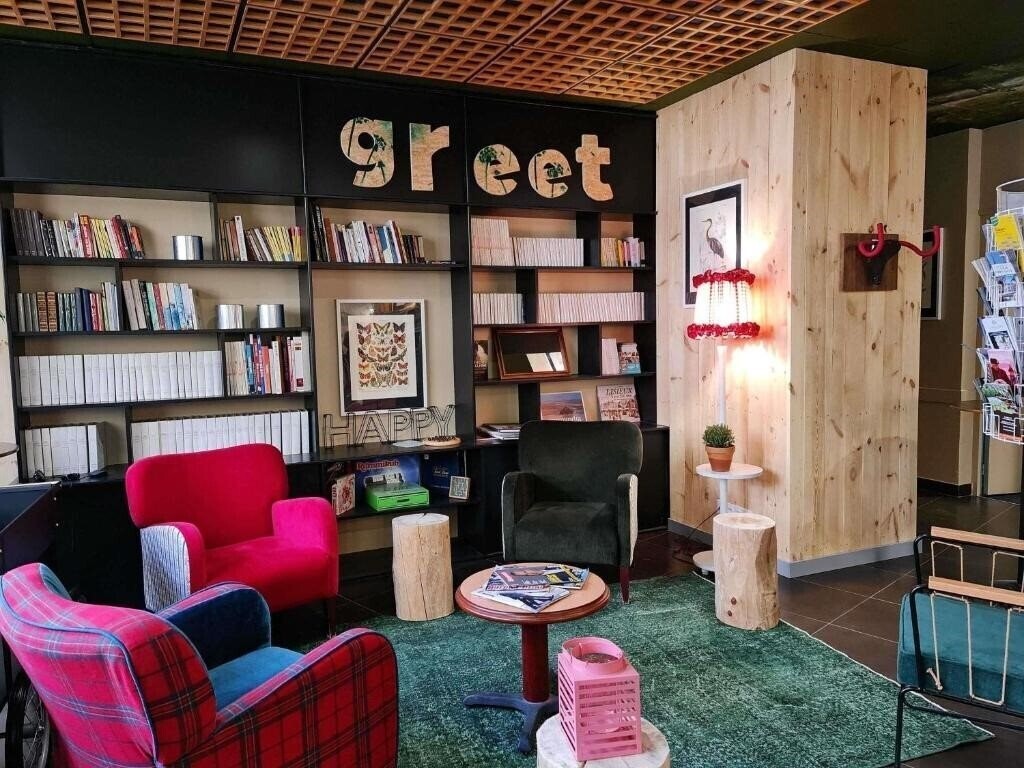 Фото Greet Hotel Evreux Centre 3*