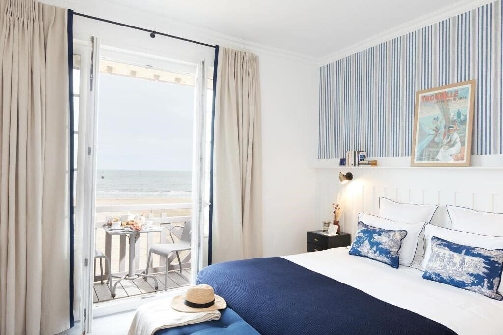 Готель Hotel Flaubert 4*